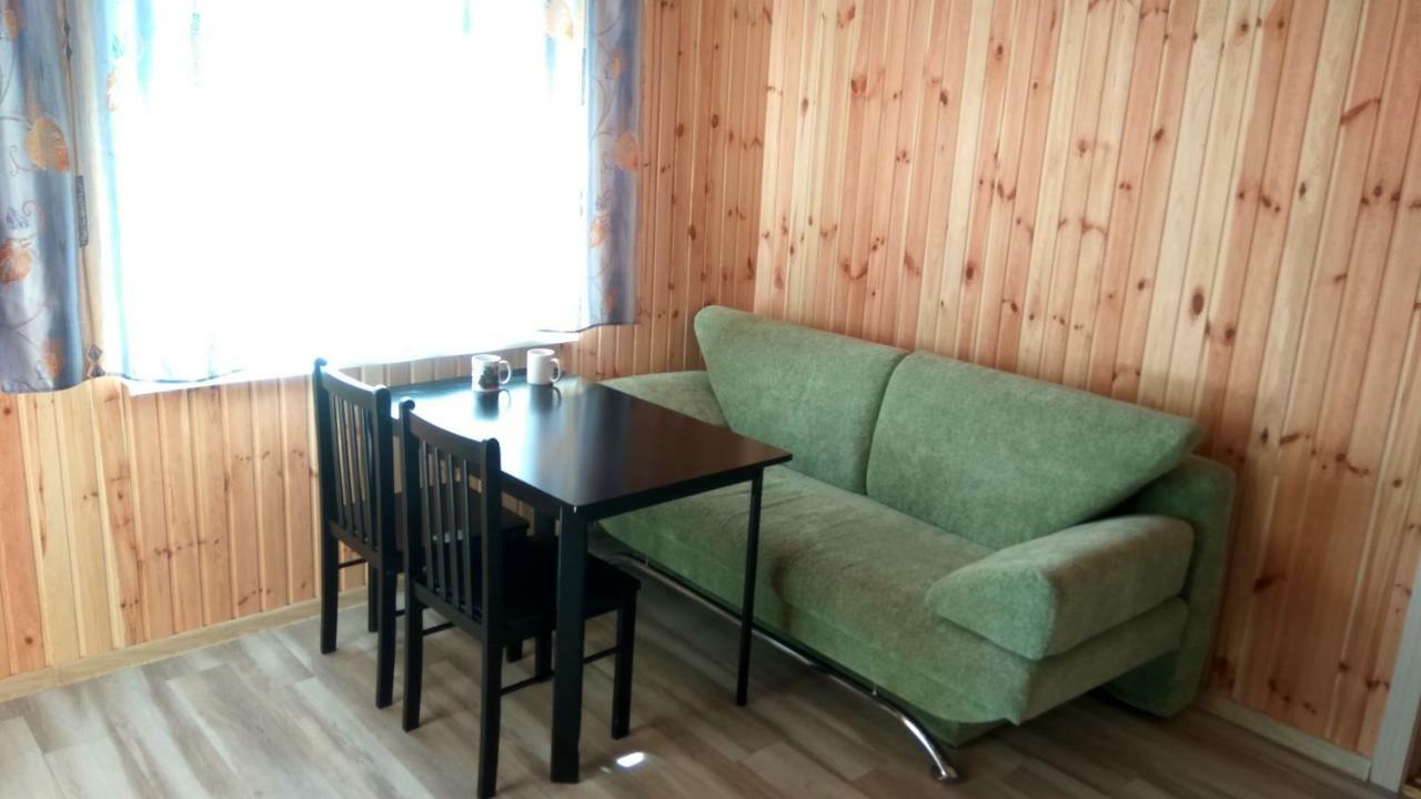 切尔诺莫斯克 Eco House酒店 外观 照片